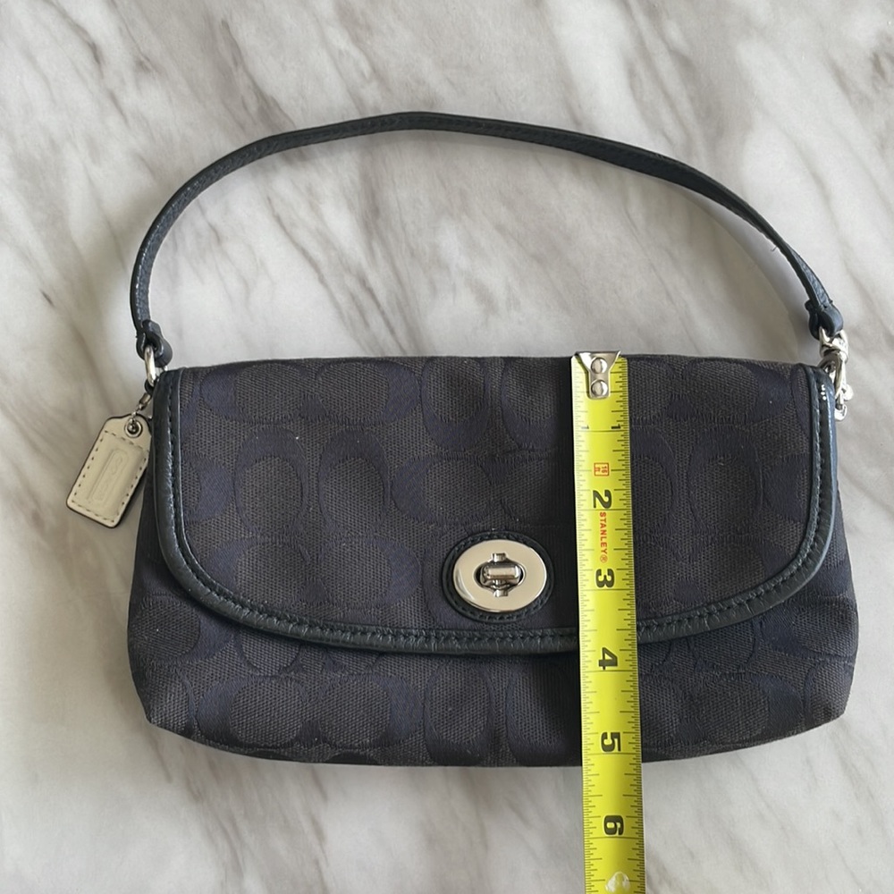 Coach shoulder bag - Picture 7 of 8